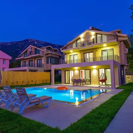 Lina Oeluedeniz/fethiye Fethiye